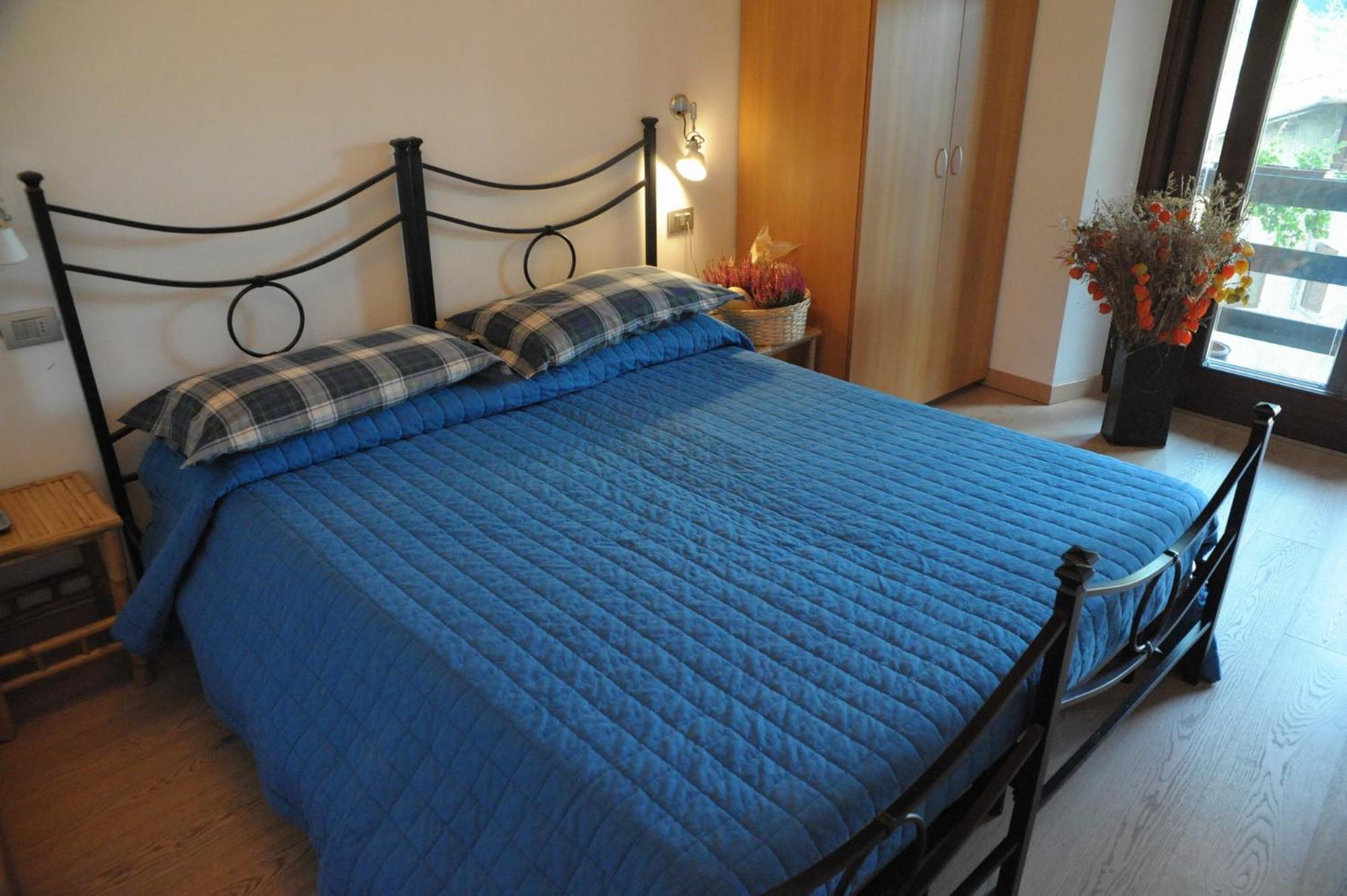 B&B Gardumo Ronzo-Chienis ภายนอก รูปภาพ