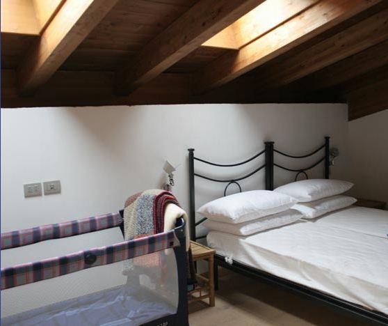 B&B Gardumo Ronzo-Chienis ห้อง รูปภาพ